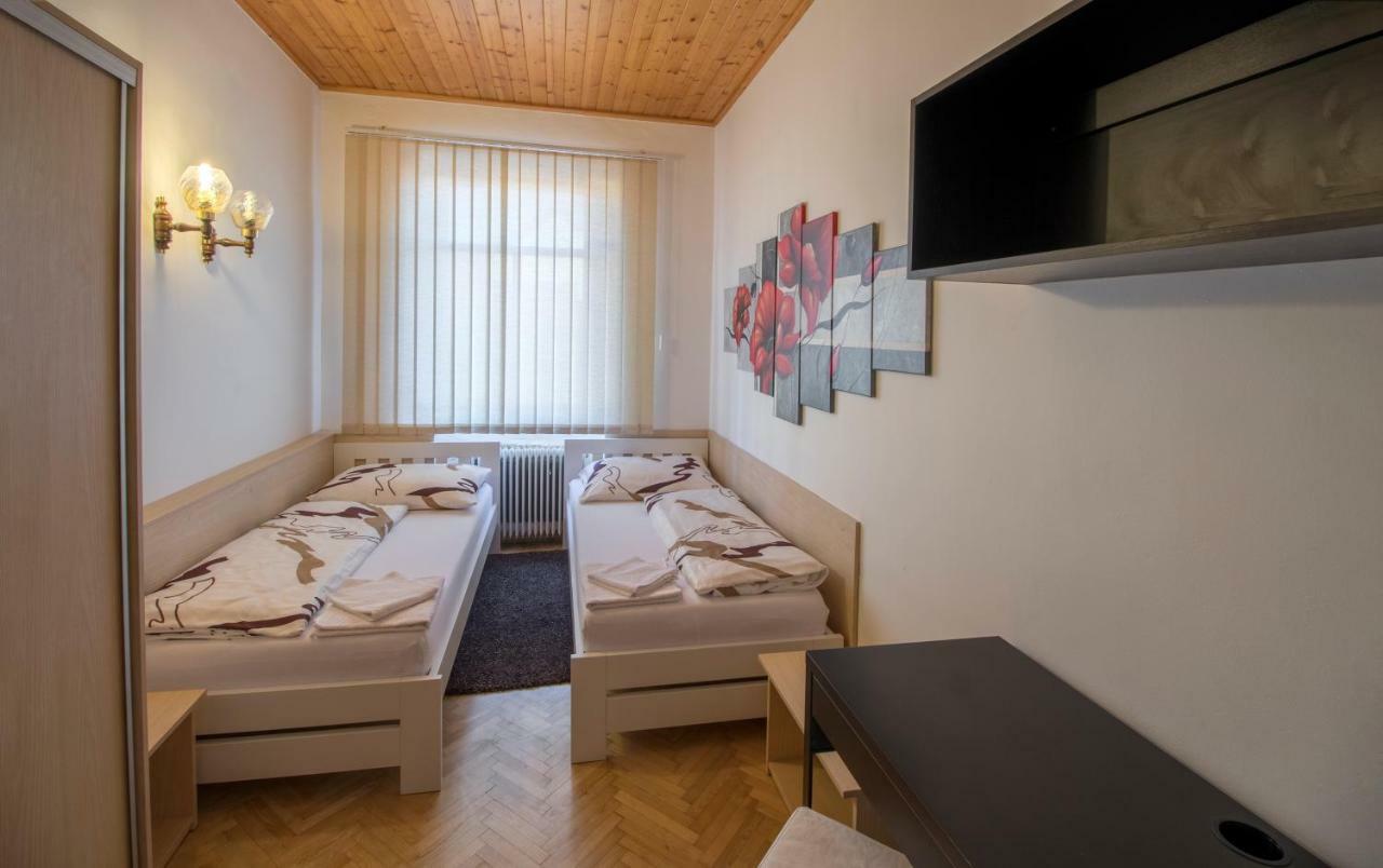 Pension Čížek Mikulov Exteriér fotografie