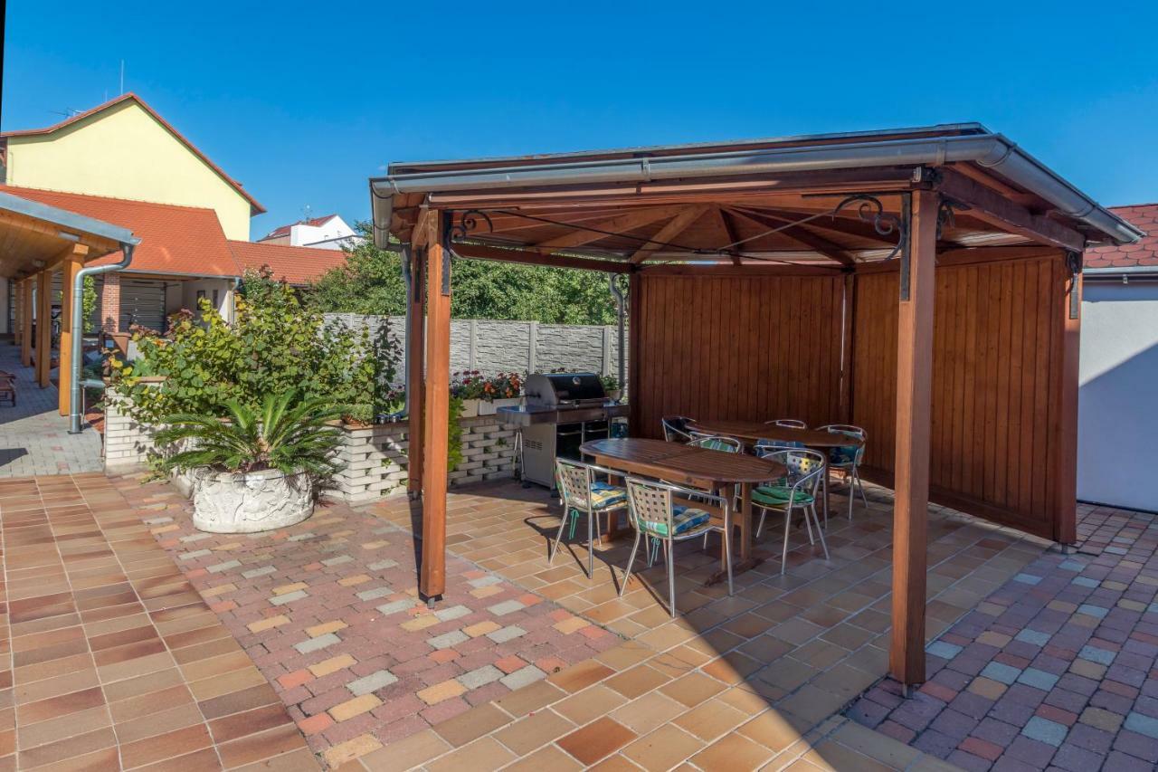 Pension Čížek Mikulov Exteriér fotografie